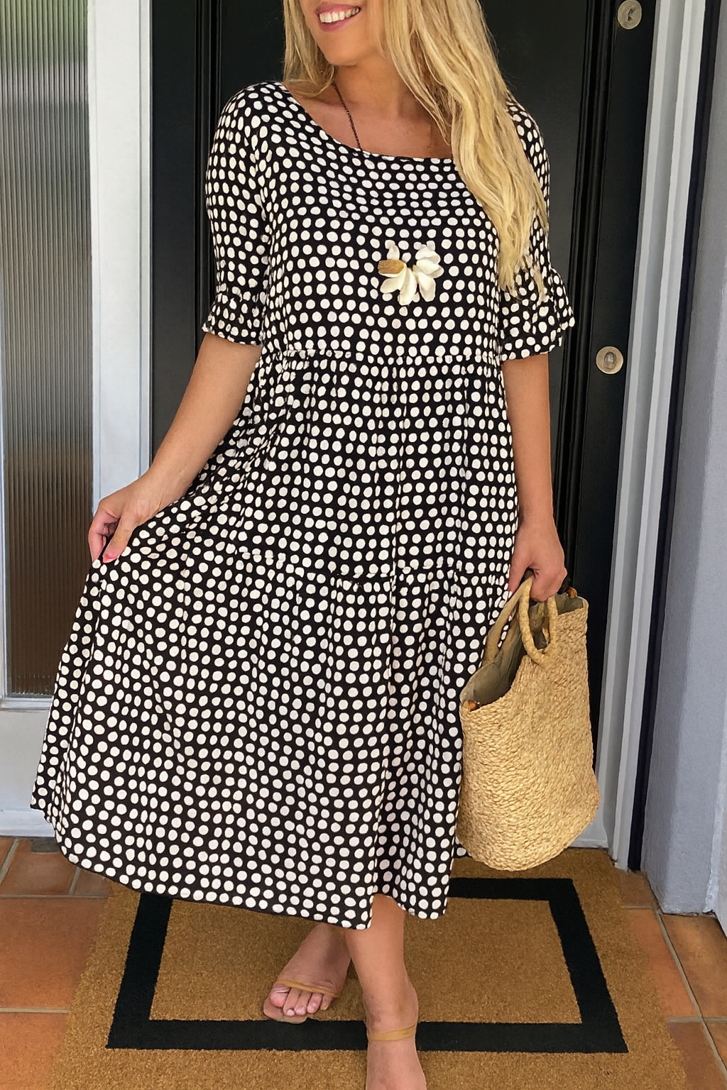 Morgan & Brooke | Black Short-Sleeve Relaxed-Fit Midi Dress