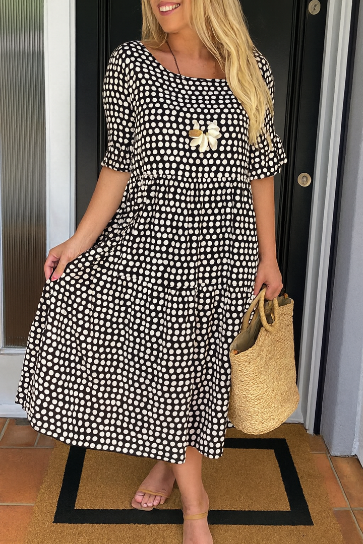 Morgan & Brooke | Black Short-Sleeve Relaxed-Fit Midi Dress