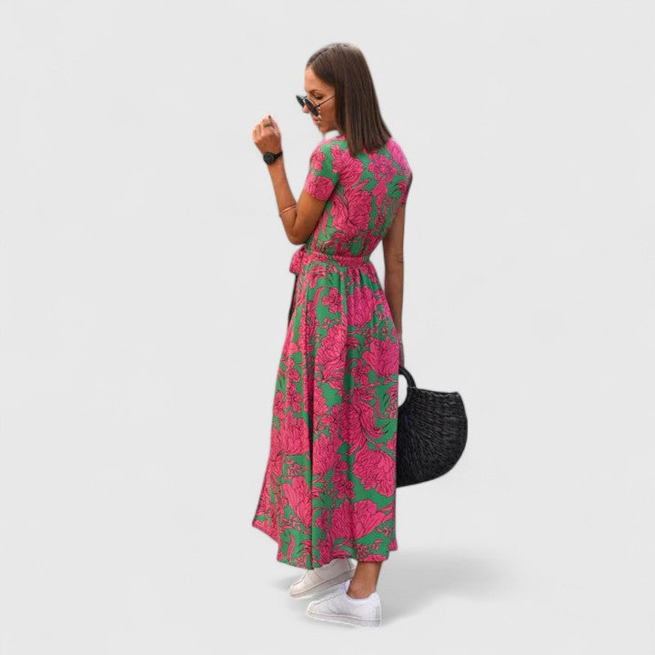 Morgan and Brooke | Zinavell | Midi Dress