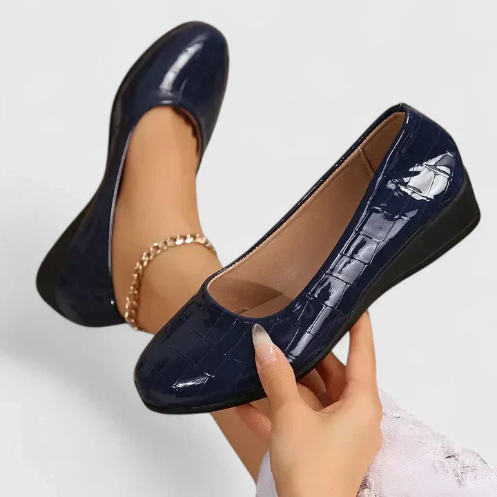 Morgan and Brooke | Zemiryahh | Orthopedic Shoes