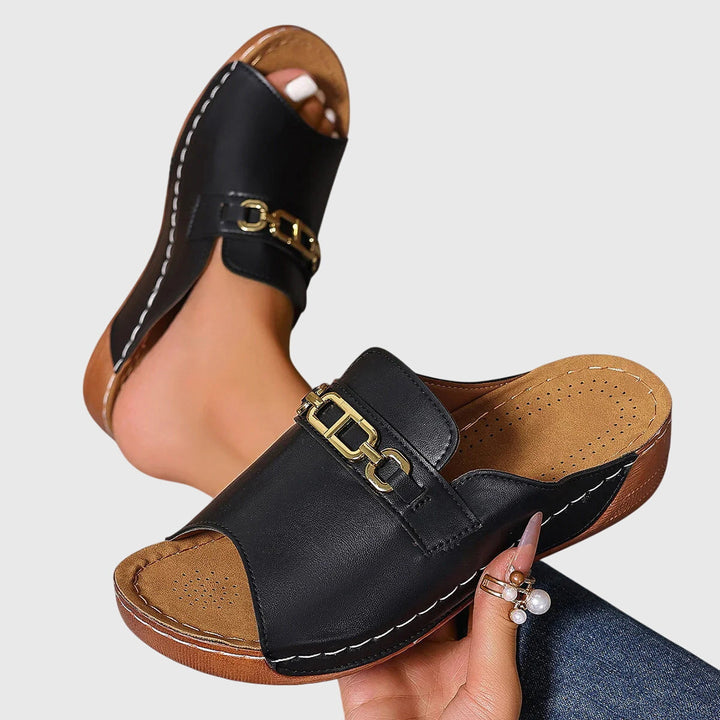 Morgan and Brooke | | Comfy Sandals