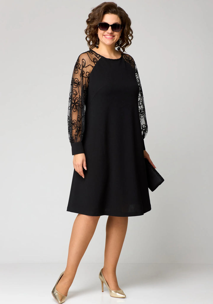 Morgan and Brooke | Lace Dress