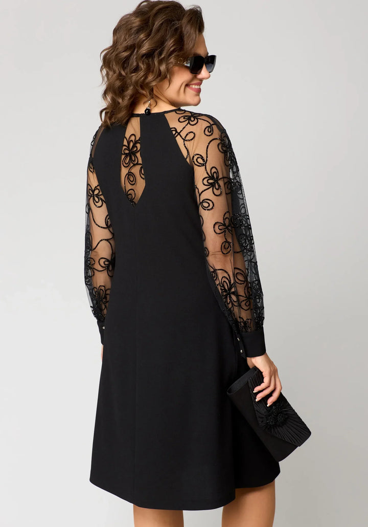 Morgan and Brooke | Lace Dress