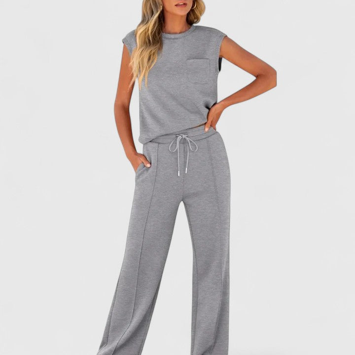 Morgan and Brooke | | Comfortable Set