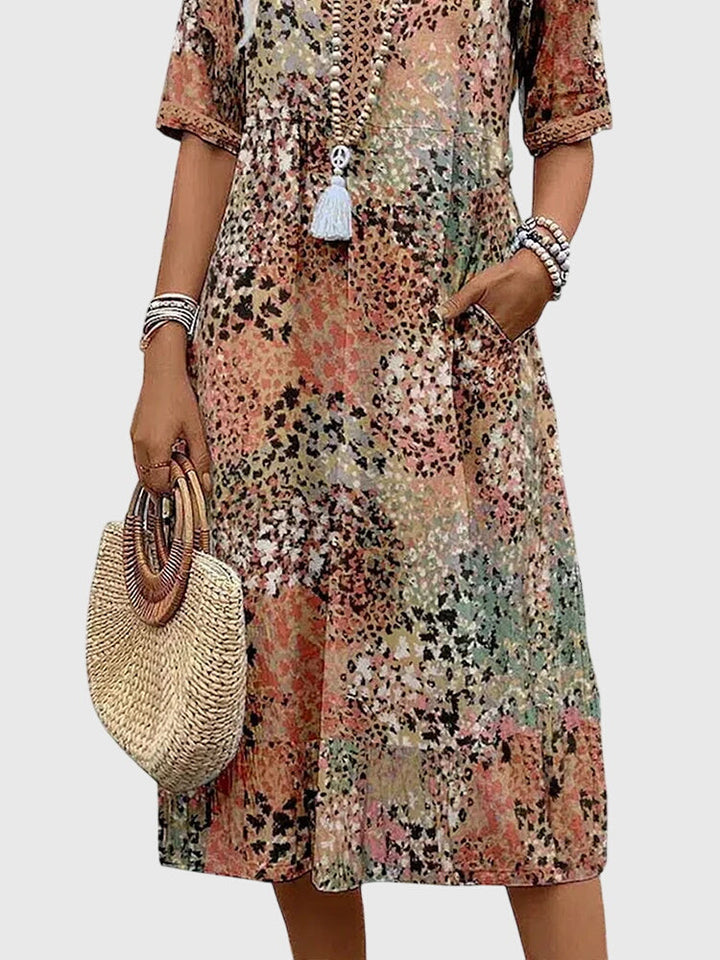 Morgan and Brooke | Yvonna™ | Midi Dress