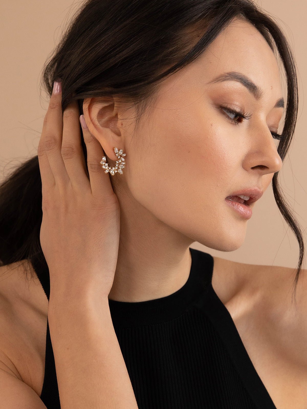 Crescent Lupe Stud Earrings