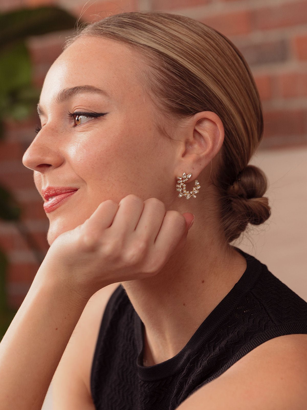 Crescent Lupe Stud Earrings