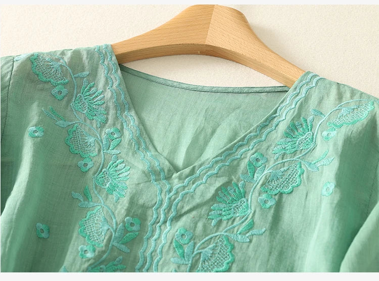 Morgan and Brooke | V-Neck Cotton Blouse