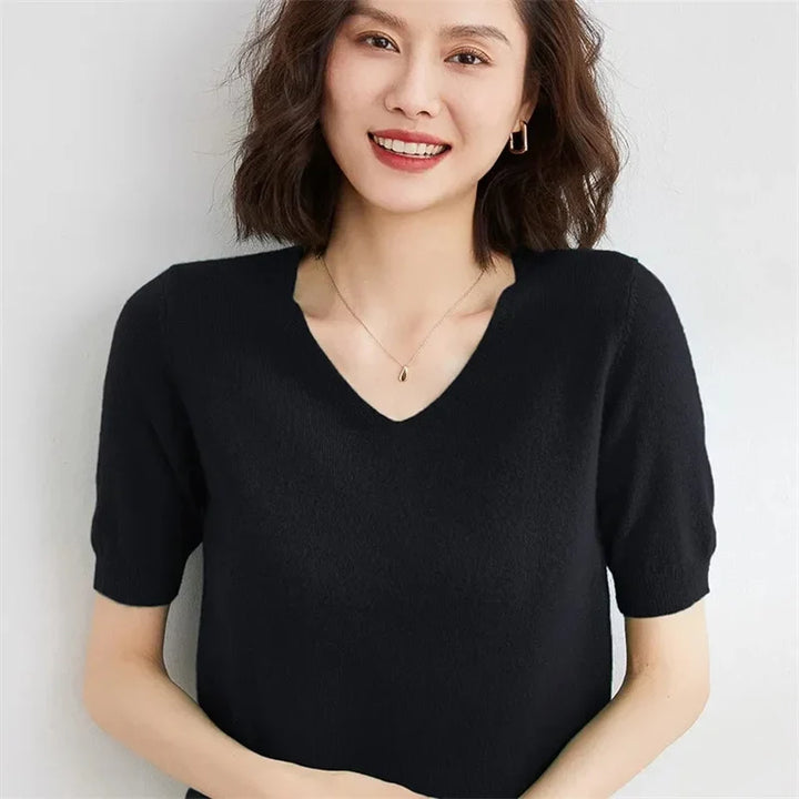 Morgan & Brooke | Ivory V-Neck Relaxed Fit Knit Top