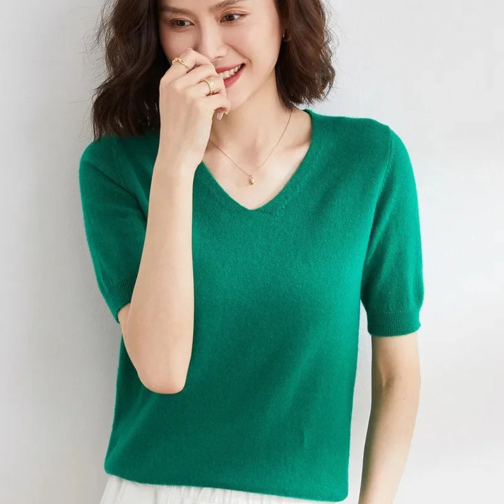 Morgan and Brooke | V-Neck Knit Top