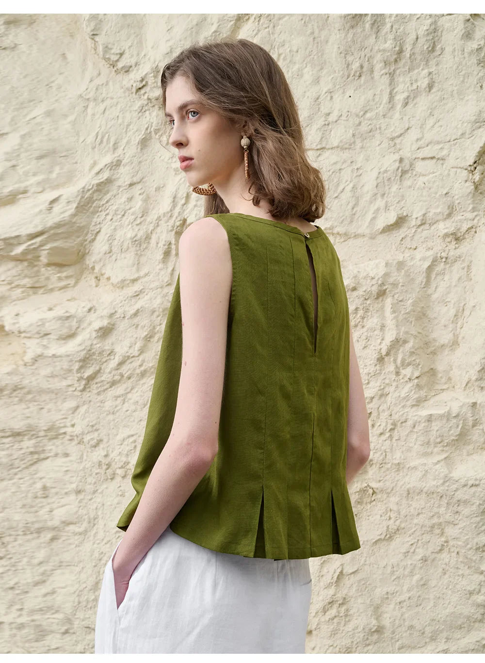 Morgan & Brooke | Pleated Hem Linen Top