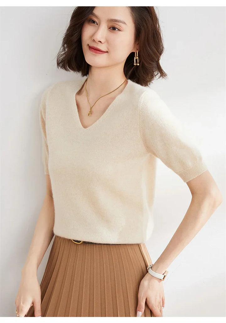 Morgan and Brooke | V-Neck Knit Top