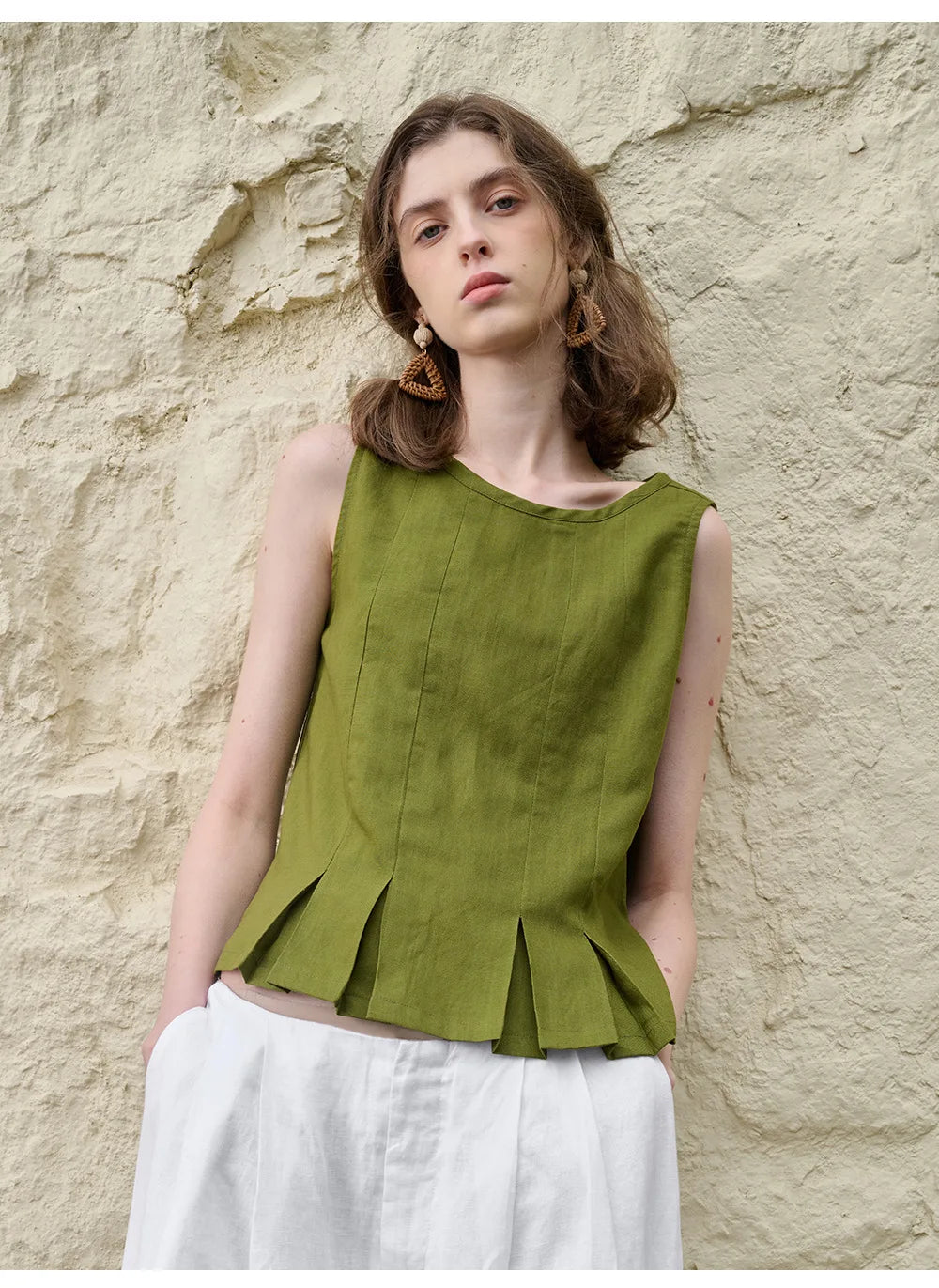 Morgan & Brooke | Pleated Hem Linen Top