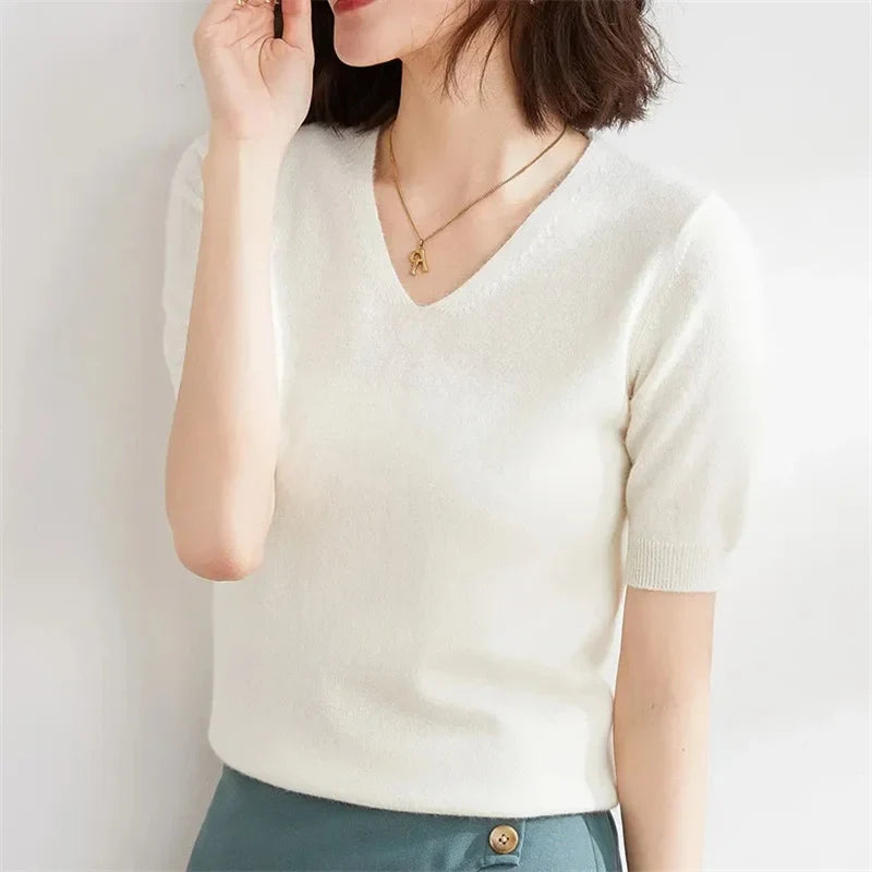 Morgan and Brooke | V-Neck Knit Top