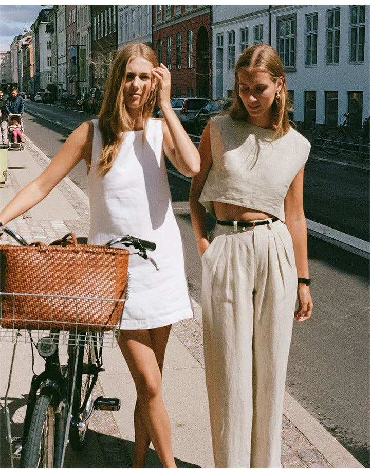 Morgan & Brooke | Cropped Linen Top