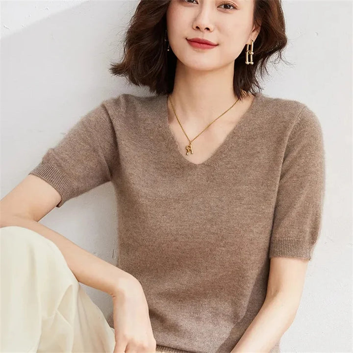 Morgan & Brooke | Ivory V-Neck Relaxed Fit Knit Top