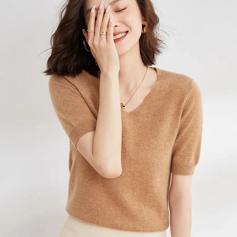 Morgan & Brooke | Ivory V-Neck Relaxed Fit Knit Top