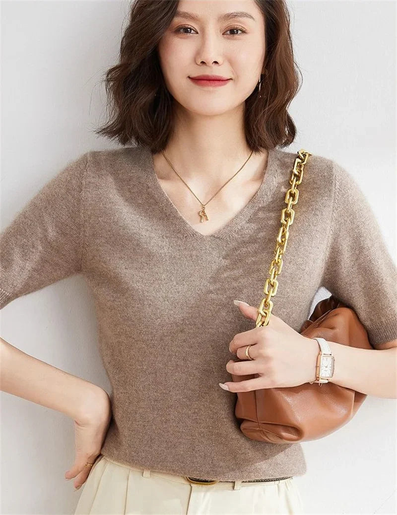 Morgan and Brooke | V-Neck Knit Top