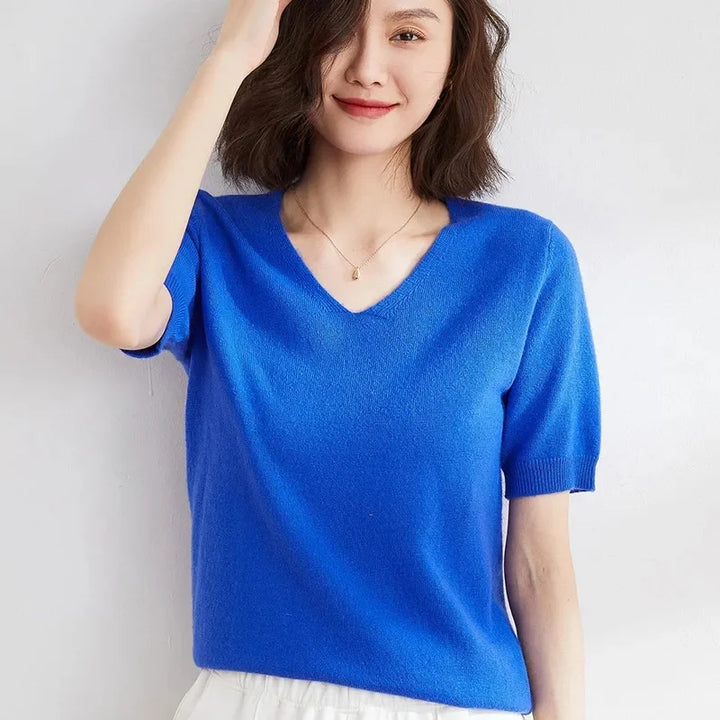 Morgan and Brooke | V-Neck Knit Top
