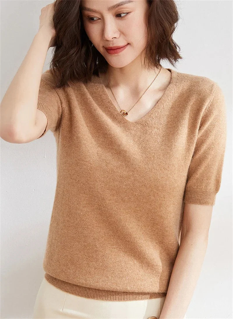 Morgan and Brooke | V-Neck Knit Top