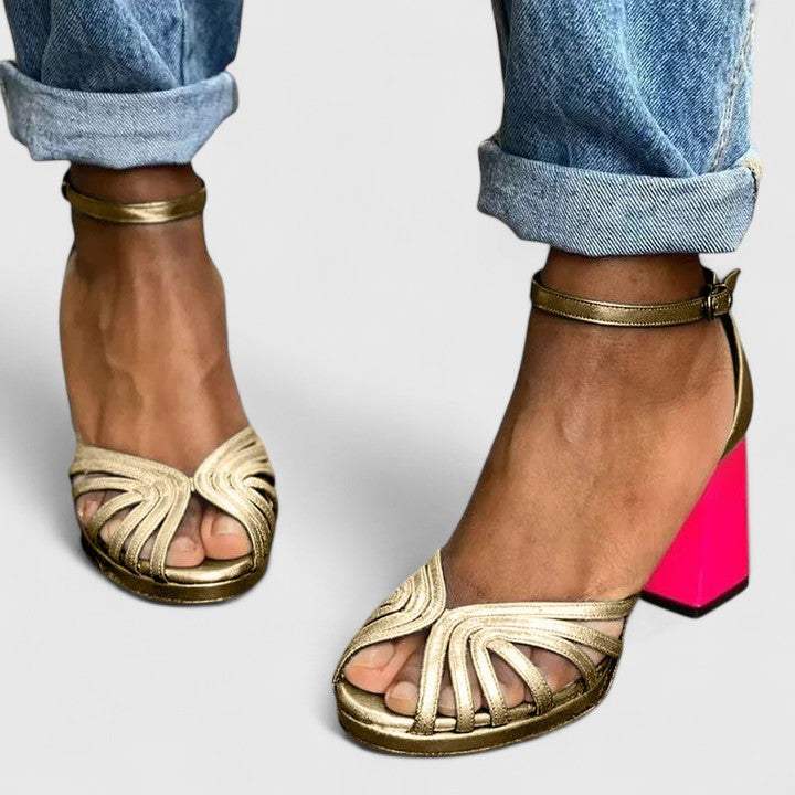 Morgan and Brooke | Noelyrah | Heels