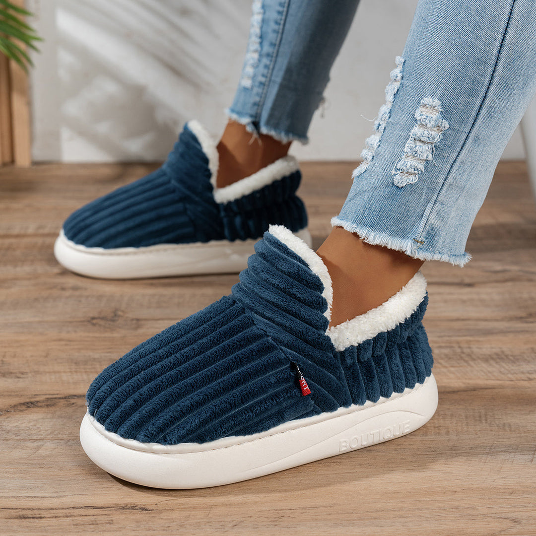 Morgan and Brooke | Alamodara™ | Slippers - Cozy Winter