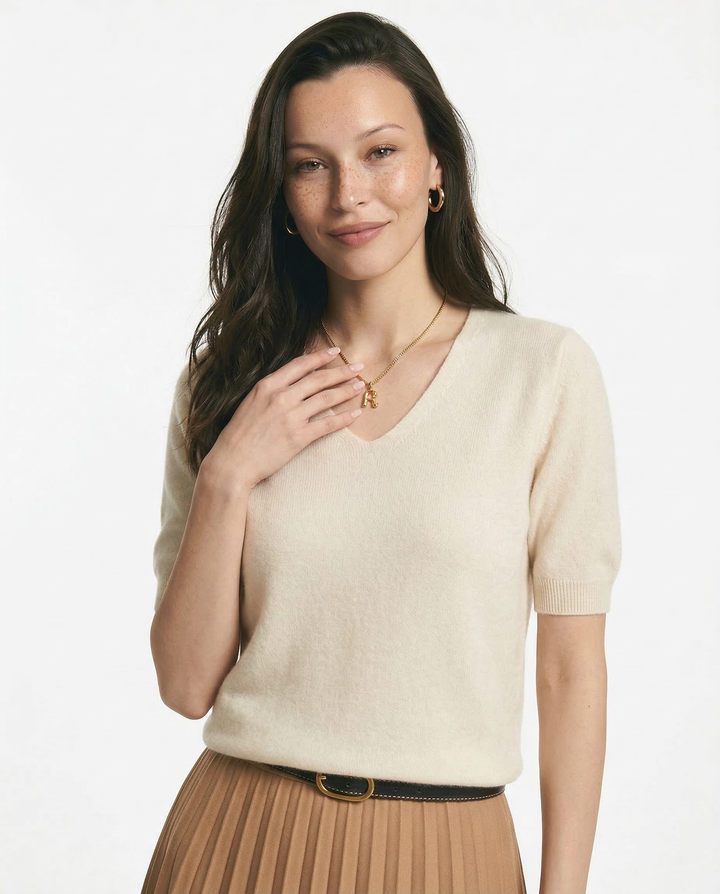 Morgan & Brooke | Ivory V-Neck Relaxed Fit Knit Top