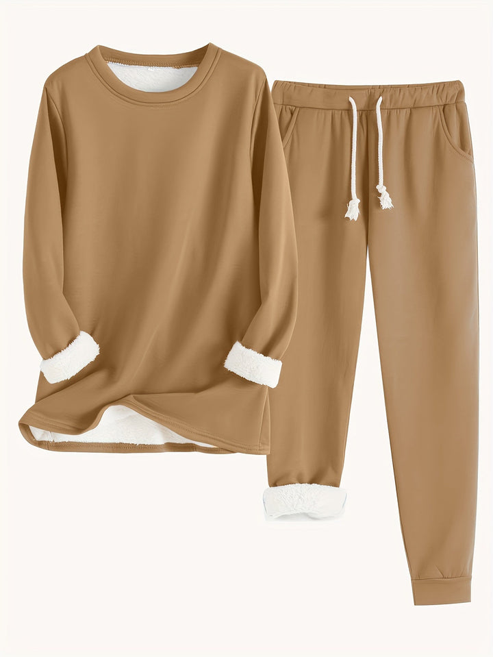 Morgan and Brooke | Comfortable Set