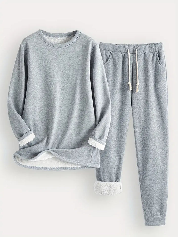 Morgan and Brooke | Comfortable Set