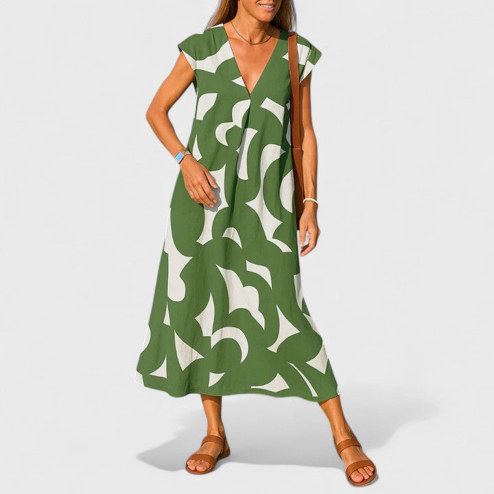 Morgan and Brooke | V-Neck Dress