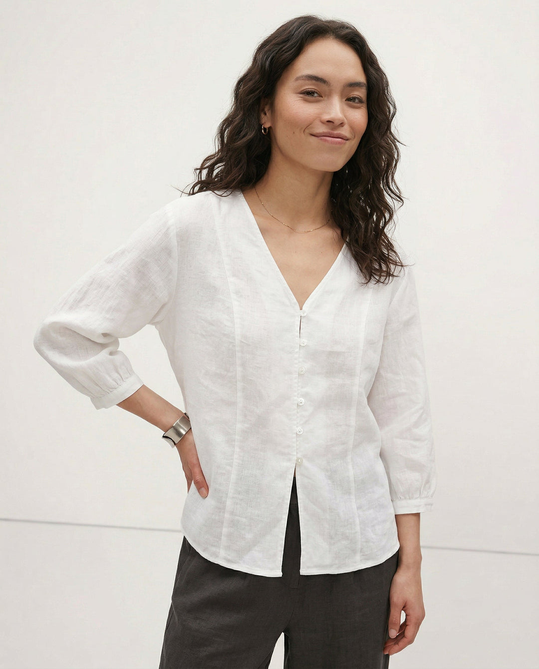 Morgan & Brooke | Fitted V-Neck Linen Blouse