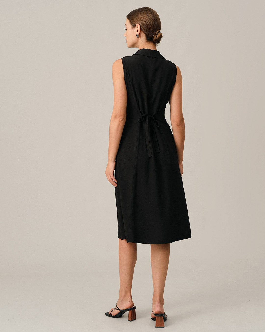Morgan and Brooke | Black V-Neck Tunic Midi Dress