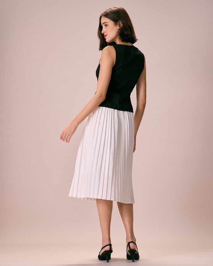 Morgan and Brooke | Black Boat Neck Button Tank Top