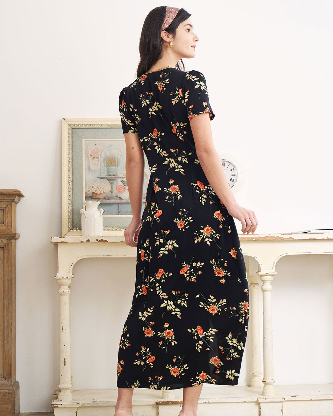 Morgan and Brooke | Black Floral V Neck Short Sleeve Maxi Dress