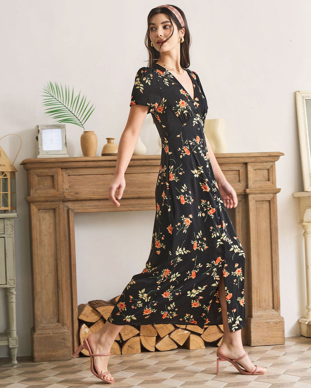 Morgan and Brooke | Black Floral V Neck Short Sleeve Maxi Dress