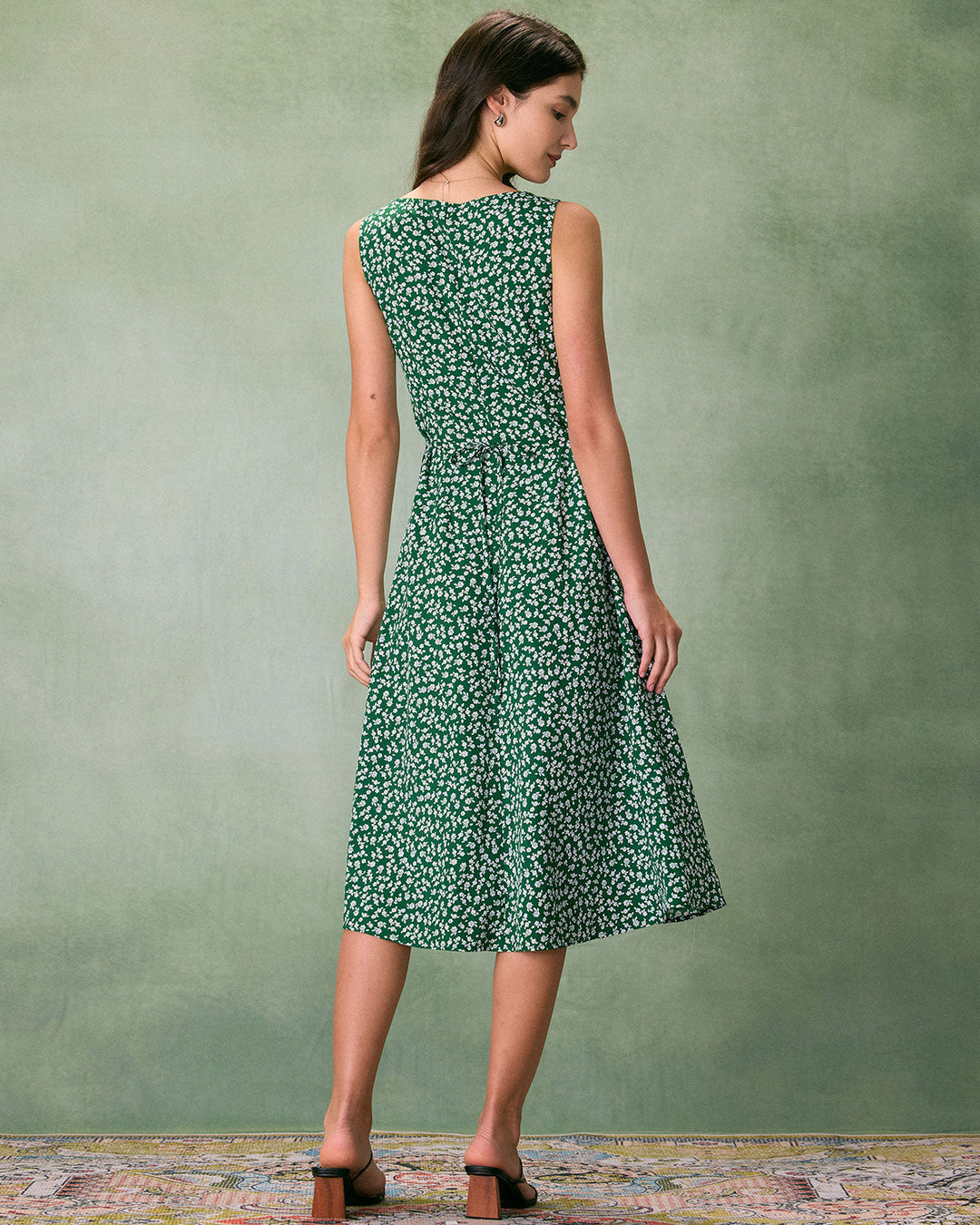Morgan and Brooke | Green Floral V Neck Midi Dress