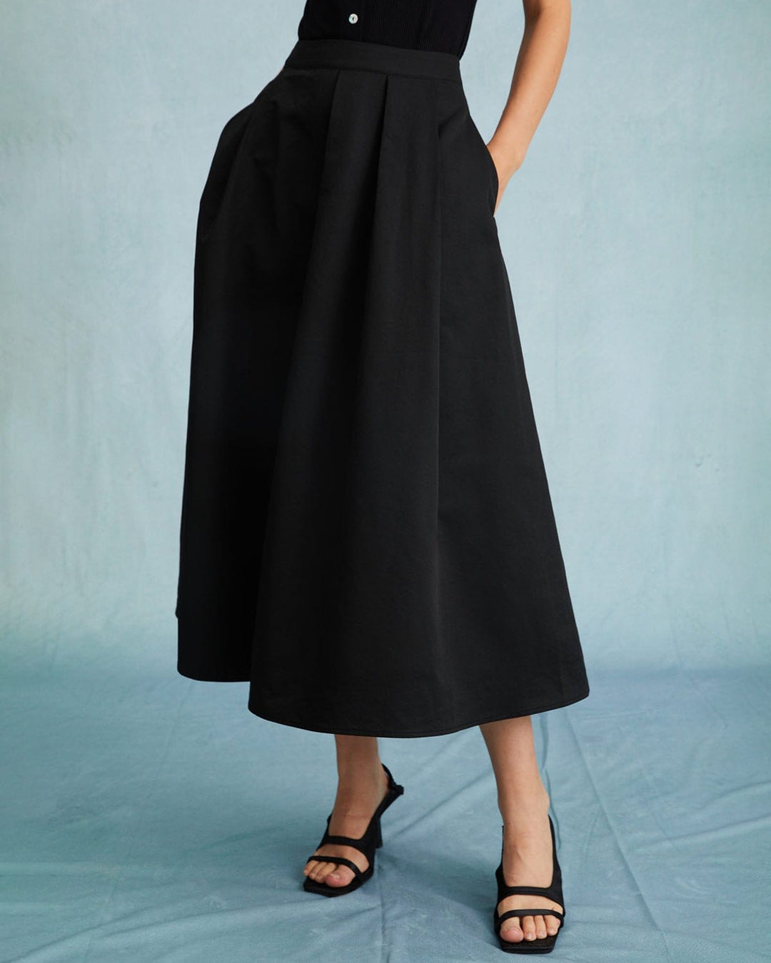 Morgan and Brooke | High Waisted Pleated Midi Skirt, Black