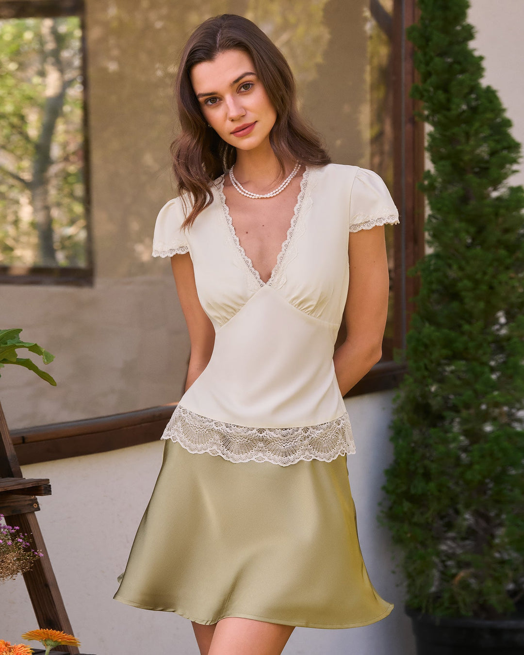 Morgan and Brooke | V Neck Lace Splicing Tee for Women in Apricot