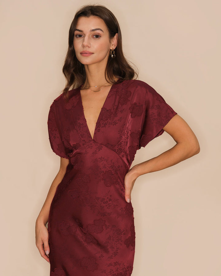 Morgan and Brooke | V Neck Jacquard Midi Dress in Wine Red
