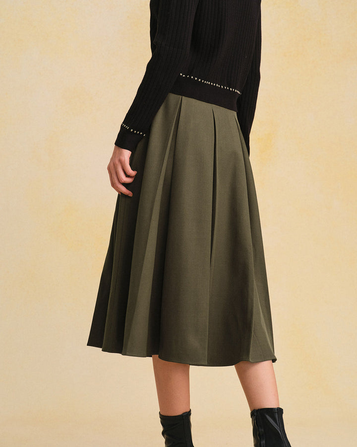 Morgan and Brooke | A-Line Pleated Midi Skirt in Green